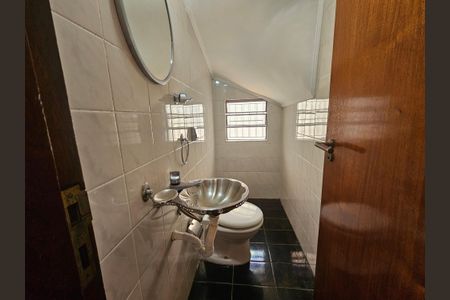 Casa à venda com 155m², 3 quartos e 2 vagasLavabo