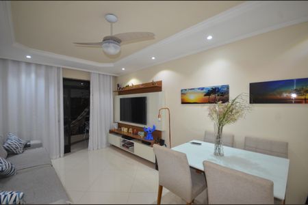 Sala de apartamento para alugar com 2 quartos, 100m² em Vila Valqueire, Rio de Janeiro