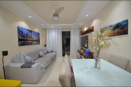 Sala de apartamento para alugar com 2 quartos, 100m² em Vila Valqueire, Rio de Janeiro