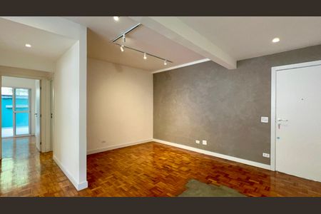 Apartamento para alugar com 75m², 2 quartos e 1 vaga Apartamento para alugar com 75m², 2 quartos e 1 vagaSala