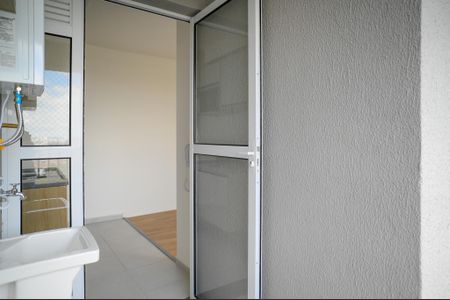 Apartamento para alugar com 42m², 2 quartos e 1 vaga Apartamento para alugar com 42m², 2 quartos e 1 vagaÁrea de Serviço
