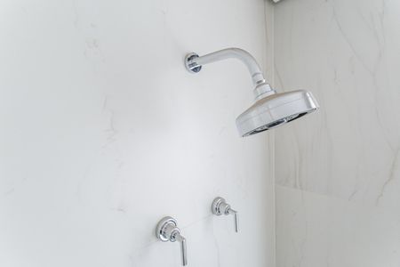 Apartamento à venda com 375m², 4 quartos e 3 vagas Apartamento à venda com 375m², 4 quartos e 3 vagasBanheiro da Suíte 1