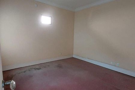 Casa à venda com 240m², 3 quartos e 3 vagas