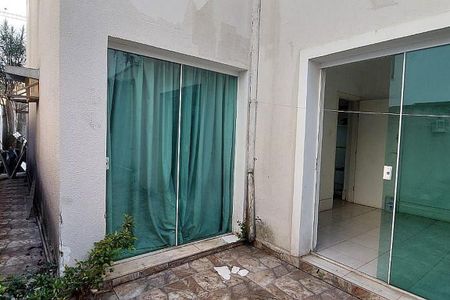 Casa à venda com 240m², 3 quartos e 3 vagas