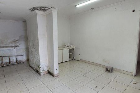 Casa à venda com 240m², 3 quartos e 3 vagas