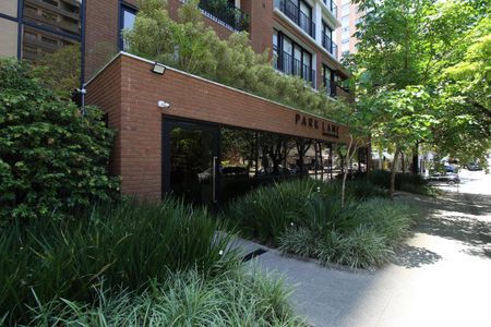 Apartamento à venda com 375m², 4 quartos e 6 vagasFachada e Portaria