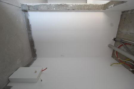 Apartamento à venda com 375m², 4 quartos e 6 vagasBanheiro da Suíte 1