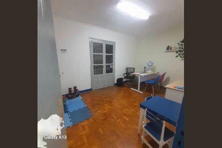 Casa à venda com 3 quartos, 150m² em Jardim Oriental, São Paulo