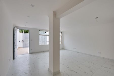 Casa à venda com 2 quartos, 112m² em Jardim Prudência, São Paulo