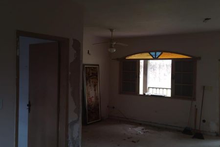 Casa à venda com 3 quartos, 188m² em Itaipu, Niterói