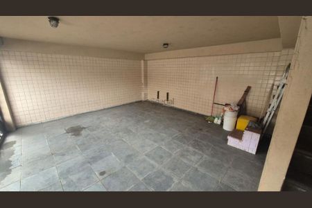 Casa à venda com 2 quartos, 111m² em Vila Invernada, São Paulo