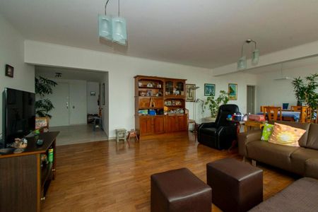 Apartamento à venda com 165m², 3 quartos e 1 vaga