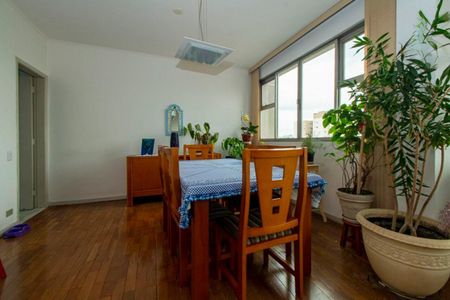 Apartamento à venda com 165m², 3 quartos e 1 vaga