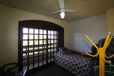 Casa à venda com 321m², 5 quartos e 2 vagasQuarto 3