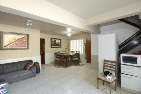 Casa à venda com 321m², 5 quartos e 2 vagasÁrea gourmet