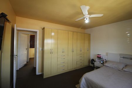 Casa à venda com 321m², 5 quartos e 2 vagasSuíte 1