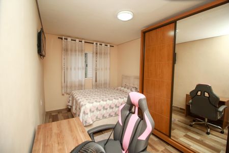 Casa à venda com 168m², 2 quartos e 2 vagasQuarto 1