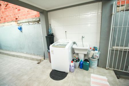 Casa à venda com 168m², 2 quartos e 2 vagasÁrea de Serviço
