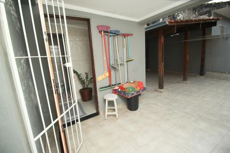 Casa à venda com 168m², 2 quartos e 2 vagasÁrea de Serviço