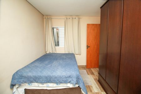 Casa à venda com 168m², 2 quartos e 2 vagasQuarto 2