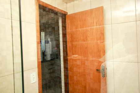 Casa à venda com 168m², 2 quartos e 2 vagasBanheiro