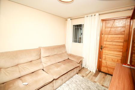 Casa à venda com 168m², 2 quartos e 2 vagasSala