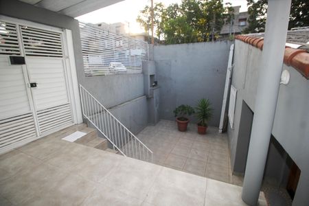 Casa à venda com 168m², 2 quartos e 2 vagasQuintal Frente