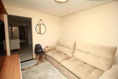 Casa à venda com 168m², 2 quartos e 2 vagasSala