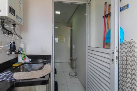 Apartamento à venda com 57m², 2 quartos e 1 vagaÁrea de Serviço