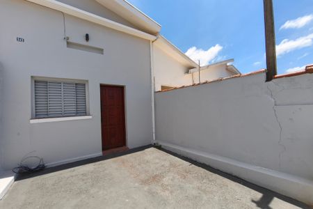 Casa para alugar com 35m², 1 quarto e 1 vagaQuintal - Garagem