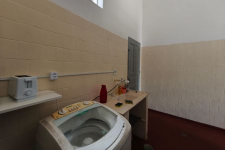 Casa para alugar com 35m², 1 quarto e 1 vagaÁrea de Serviço