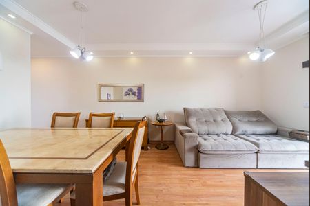 Apartamento à venda com 63m², 2 quartos e 2 vagasSala