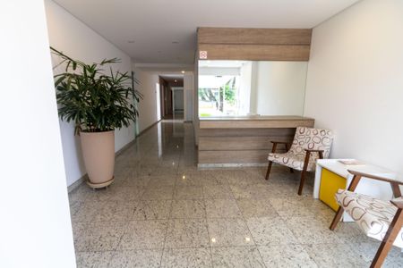 Apartamento à venda com 63m², 2 quartos e 2 vagasHall de entrada