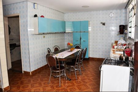 Casa à venda com 150m², 2 quartos e 2 vagas Casa à venda com 150m², 2 quartos e 2 vagasDetalhe - Cozinha