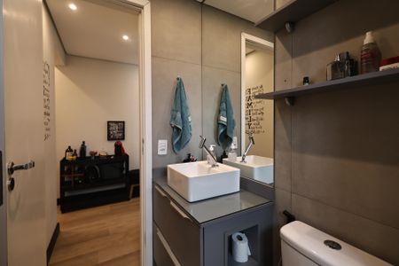 Apartamento à venda com 55m², 2 quartos e 1 vagaBanheiro 