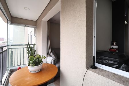 Apartamento à venda com 55m², 2 quartos e 1 vagaSacada