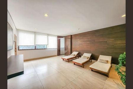 Apartamento à venda com 3 quartos, 150m² em Jardim Prudência, São Paulo