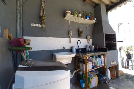 Casa para alugar com 300m², 3 quartos e 2 vagas Casa para alugar com 300m², 3 quartos e 2 vagasÁrea de Serviço