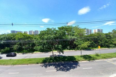 Casa para alugar com 300m², 3 quartos e 2 vagas Casa para alugar com 300m², 3 quartos e 2 vagasVista da varanda