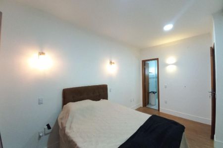 Casa para alugar com 300m², 3 quartos e 2 vagas Casa para alugar com 300m², 3 quartos e 2 vagasQuarto 3 - Suíte