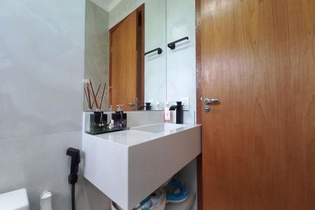 Casa para alugar com 300m², 3 quartos e 2 vagas Casa para alugar com 300m², 3 quartos e 2 vagasBanheiro