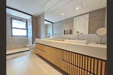 Apartamento à venda com 183m², 3 quartos e 4 vagas