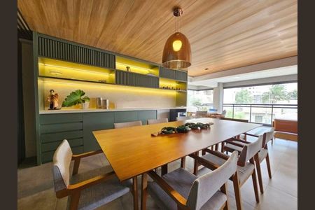 Apartamento à venda com 183m², 3 quartos e 4 vagas