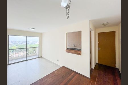 Apartamento à venda com 58m², 2 quartos e 1 vaga Apartamento à venda com 58m², 2 quartos e 1 vagaSala