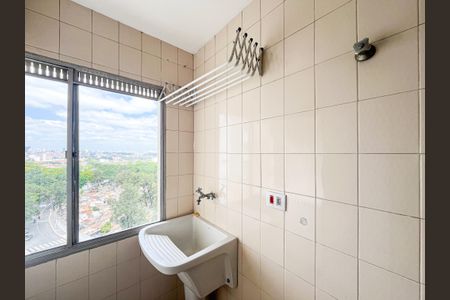 Apartamento à venda com 58m², 2 quartos e 1 vaga Apartamento à venda com 58m², 2 quartos e 1 vagaCozinha e Área de Serviço