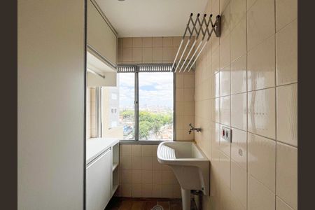 Apartamento à venda com 58m², 2 quartos e 1 vaga Apartamento à venda com 58m², 2 quartos e 1 vagaCozinha e Área de Serviço