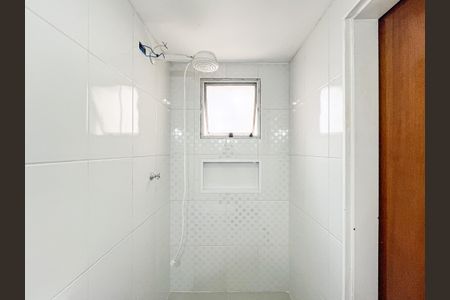 Apartamento à venda com 58m², 2 quartos e 1 vaga Apartamento à venda com 58m², 2 quartos e 1 vagaBanheiro