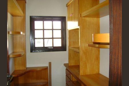 Casa à venda com 3 quartos, 300m² em Várzea das Moças, Niterói