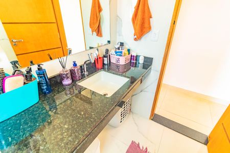 Casa à venda com 120m², 2 quartos e 2 vagas