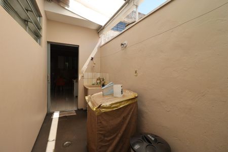 Casa para alugar com 350m², 3 quartos e 8 vagas Casa para alugar com 350m², 3 quartos e 8 vagasÁrea de Serviço